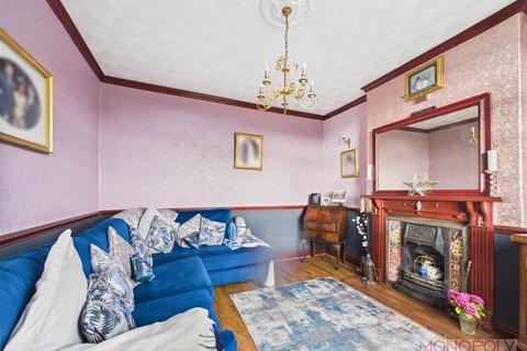 undefined, Heol Maelor, Coedpoeth, Wrexham