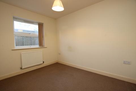 2 bedroom ground floor flat to rent, 23 Dayton Street, Rushden