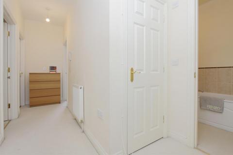 2 bedroom flat to rent, Clarence Court, Andover SP10