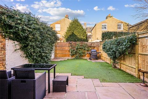 5 bedroom terraced house to rent, Narbonne Avenue, London, SW4