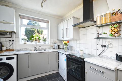 8 Beechmount Grove, Bristol, BS14 9DN