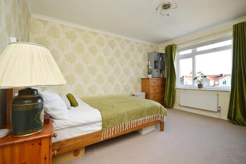 8 Beechmount Grove, Bristol, BS14 9DN