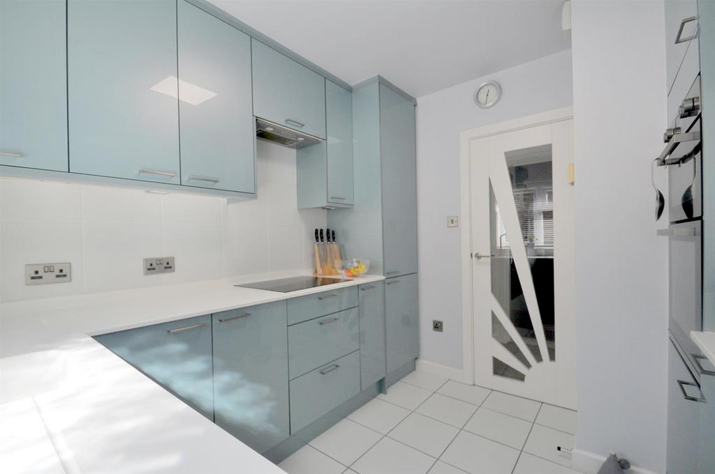 Fitted Kitchen