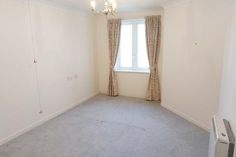 1 bedroom retirement property for sale, Edenbridge, Kent, TN8