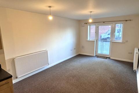 2 bedroom apartment to rent, 5 Clinton House Picton Street, Lincoln, Lincolnshire, LN6