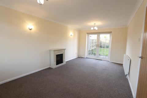 4 bedroom detached house to rent, Docklands, Pirton, Hitchin