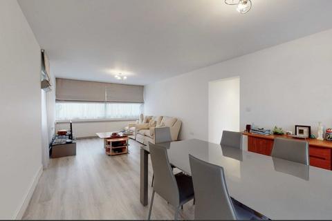 2 bedroom flat to rent, Barrie House, 29 St. Edmunds Terrace, London