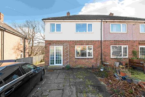 3 bedroom semi-detached house for sale, Woodedge Avenue, Huddersfield HD5