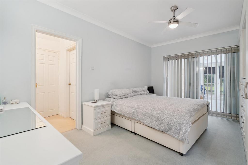 Bedroom 6 (Ground Floor)