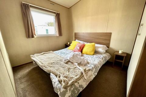 2 bedroom static caravan for sale, Sand le Mere Holiday Park