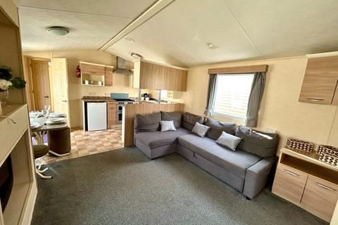 2 bedroom static caravan for sale, Sand le Mere Holiday Park