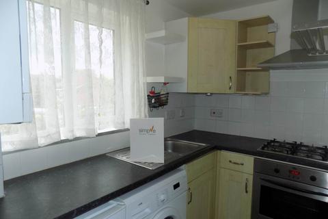 1 bedroom flat to rent, Dehavilland Close, Northolt, Middlesex