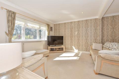 3 bedroom semi-detached house for sale, Kennel Lane, Billericay, Essex