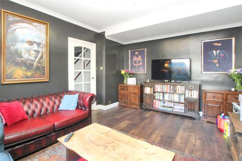 58 Duncroft, Plumstead, London, SE18 2JA