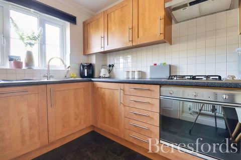 2 bedroom terraced house for sale, Benbridge Close, Heybridge, CM9