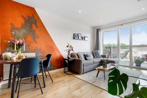 1 bedroom flat for sale, Station Approach, Lower Sydenham, London, SE26