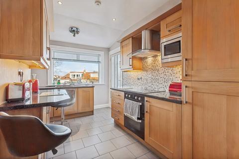 4 bedroom semi-detached bungalow for sale, Merryton Avenue, Giffnock, G46