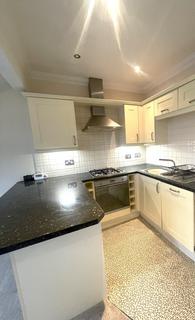 2 bedroom apartment to rent, Yew Tree Court, Wirral CH60