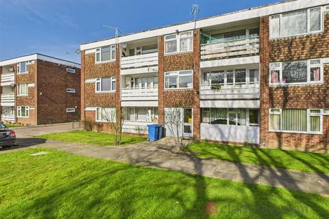 2 bedroom apartment for sale, Priory Court, Harlow CM18