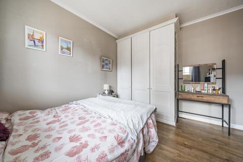 3 bedroom flat for sale, Barrow Hill Estate, St John's Wood