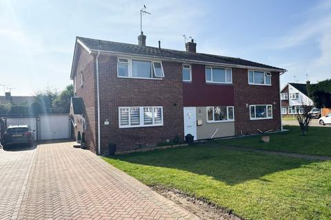 3 bedroom end of terrace house for sale, Kingfisher Drive, Benfleet, SS7