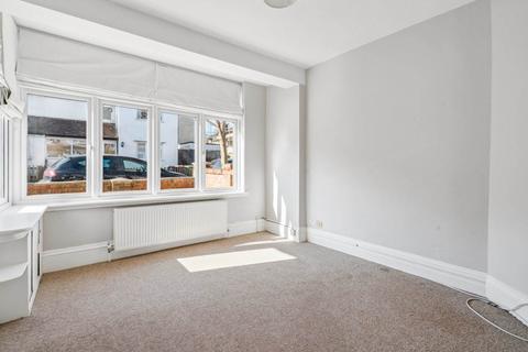 3 bedroom end of terrace house for sale, Vale Road, Bushey