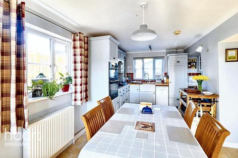 38 Bittering Street, Gressenhall, Dereham, NR20 4EB