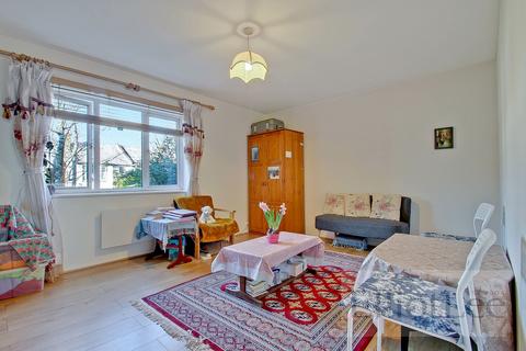 2 bedroom flat for sale, Neptune Road, Harrow HA1