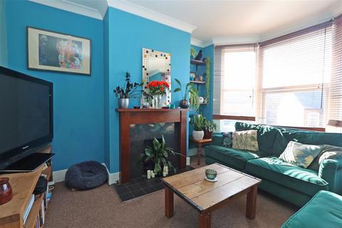 3, Claremont Villas Sanderstead Road, South Croydon, CR2 0PG