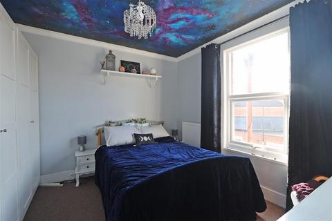 3, Claremont Villas Sanderstead Road, South Croydon, CR2 0PG
