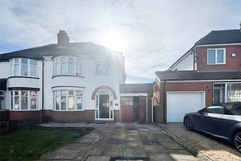 3 bedroom semi-detached house to rent, Benson Avenue, Wolverhampton, West Midlands, WV4