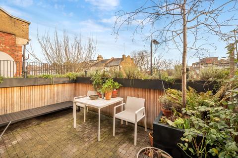 3 bedroom terraced house for sale, Leswin Road, Stoke Newington, N16