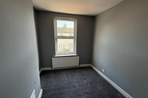 3 bedroom terraced house to rent, Jameson Street, Wolverhampton