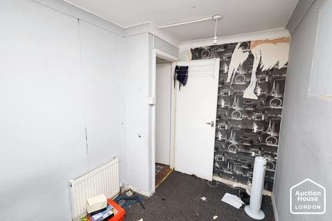 159 Harrow Crescent, Romford, RM3 7AP