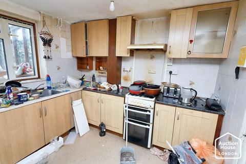 159 Harrow Crescent, Romford, RM3 7AP