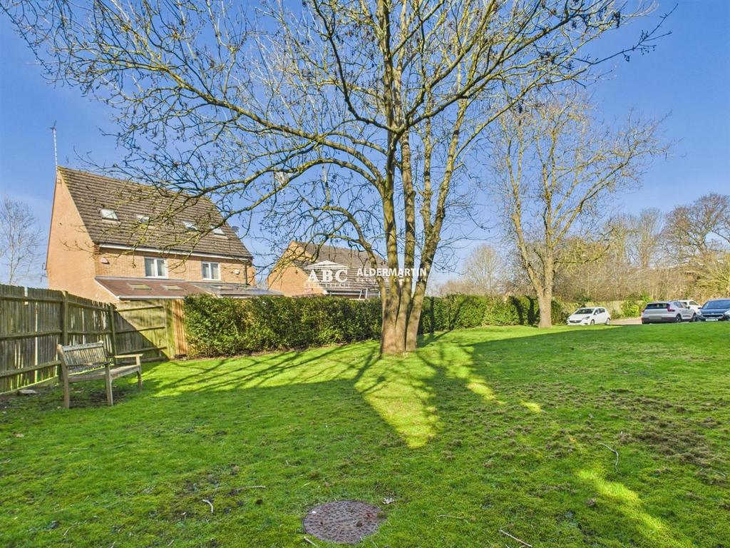 CAM05227 G0-PR0004-STILL015.jpg