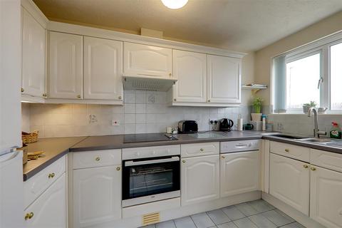 2 bedroom retirement property for sale, Brighton Road, Lancing