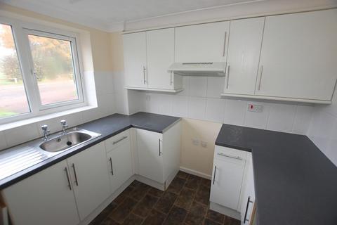 2 bedroom townhouse to rent, Acorn Road, North Walsham