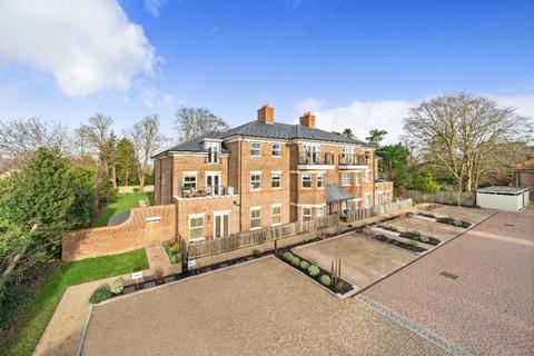 3 bedroom ground floor flat for sale, Redcliffe Place, Tunbridge Wells, TN2