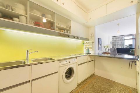 1 bedroom flat for sale, Barbican, London EC2Y