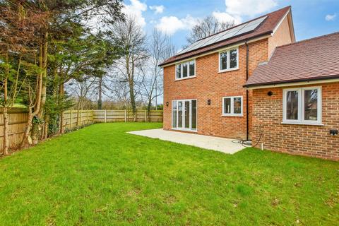 4 bedroom detached house for sale, School Approach, Teapot Lane, Aylesford, Kent