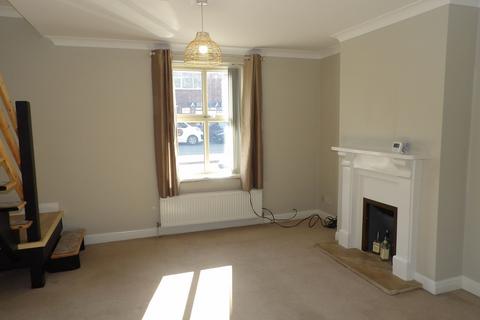 2 bedroom end of terrace house to rent, Emoclew, Main Street, Doncaster, DN7