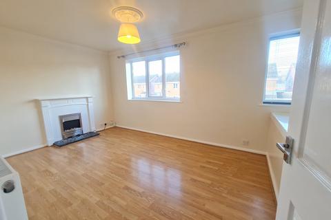 2 bedroom flat to rent, Chatsworth Close, Willenhall, WV12 4LZ