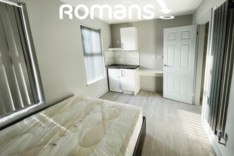 1 bedroom in a house share to rent, Norfolk Road, Reading, RG30