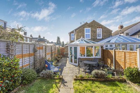 15 Beehive Road, Staines-upon-thames, TW18 2AH