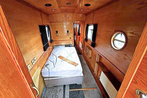 1 bedroom houseboat for sale, Vicarage Lane, Hoo ME3