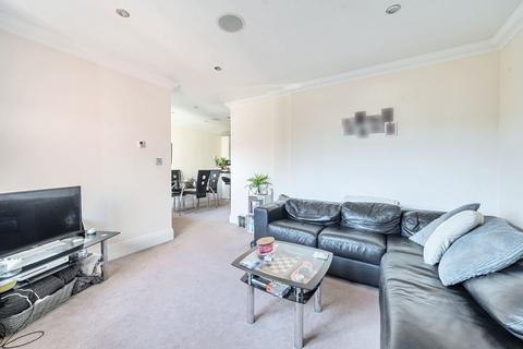 2 bedroom flat for sale, Bridge Road, Southampton SO31