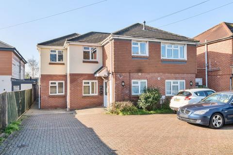 2 bedroom flat for sale, Bridge Road, Southampton SO31