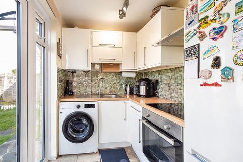 2 bedroom maisonette for sale, Belvedere Road, Bexleyheath, DA7