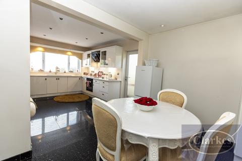 38 Bascott Road, Bournemouth, BH11 8RJ